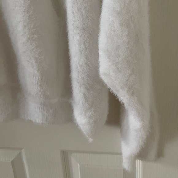 Anthropologie Pilcro NWT 🆕 white fuzzy hooded sweater, 1X - Picture 10 of 12